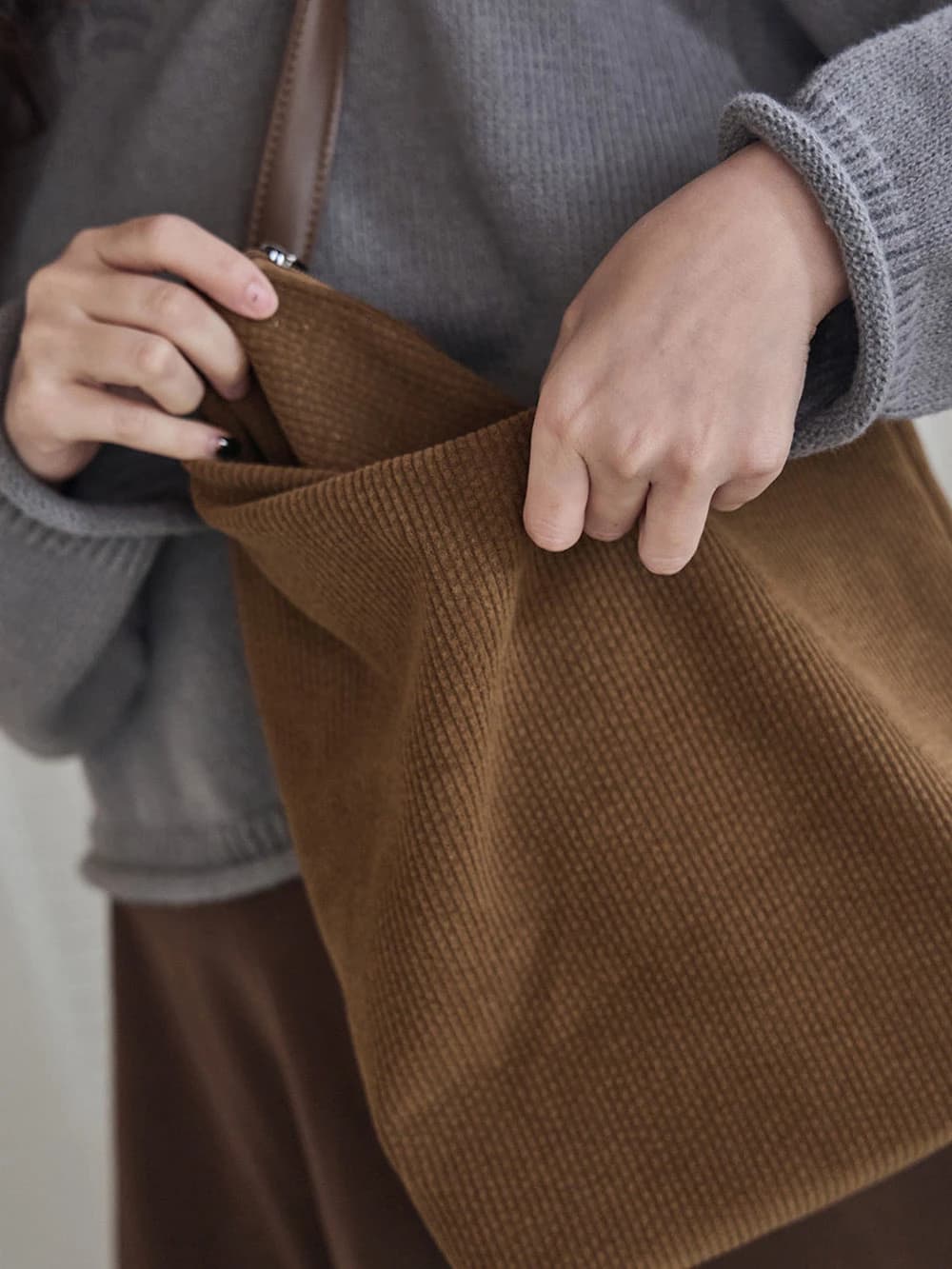 燈芯絨側背包-附小包