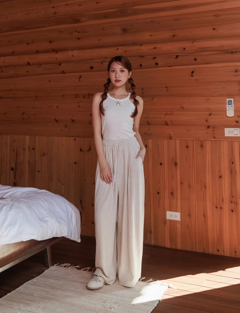 正韓-柔彈坑條削肩背心