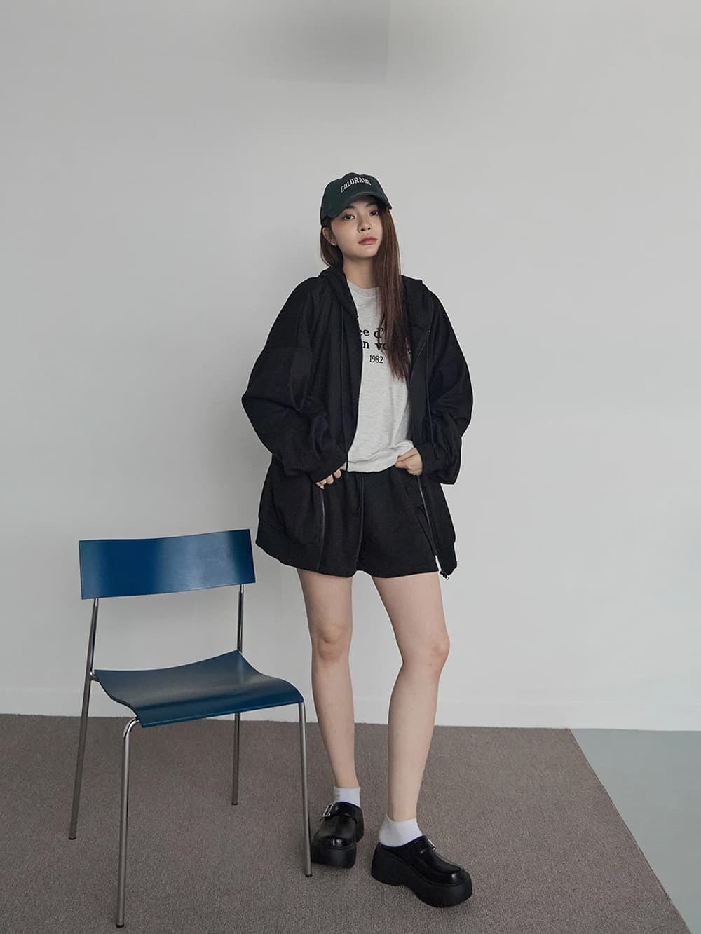 正韓-兩件式-連帽外套+短褲