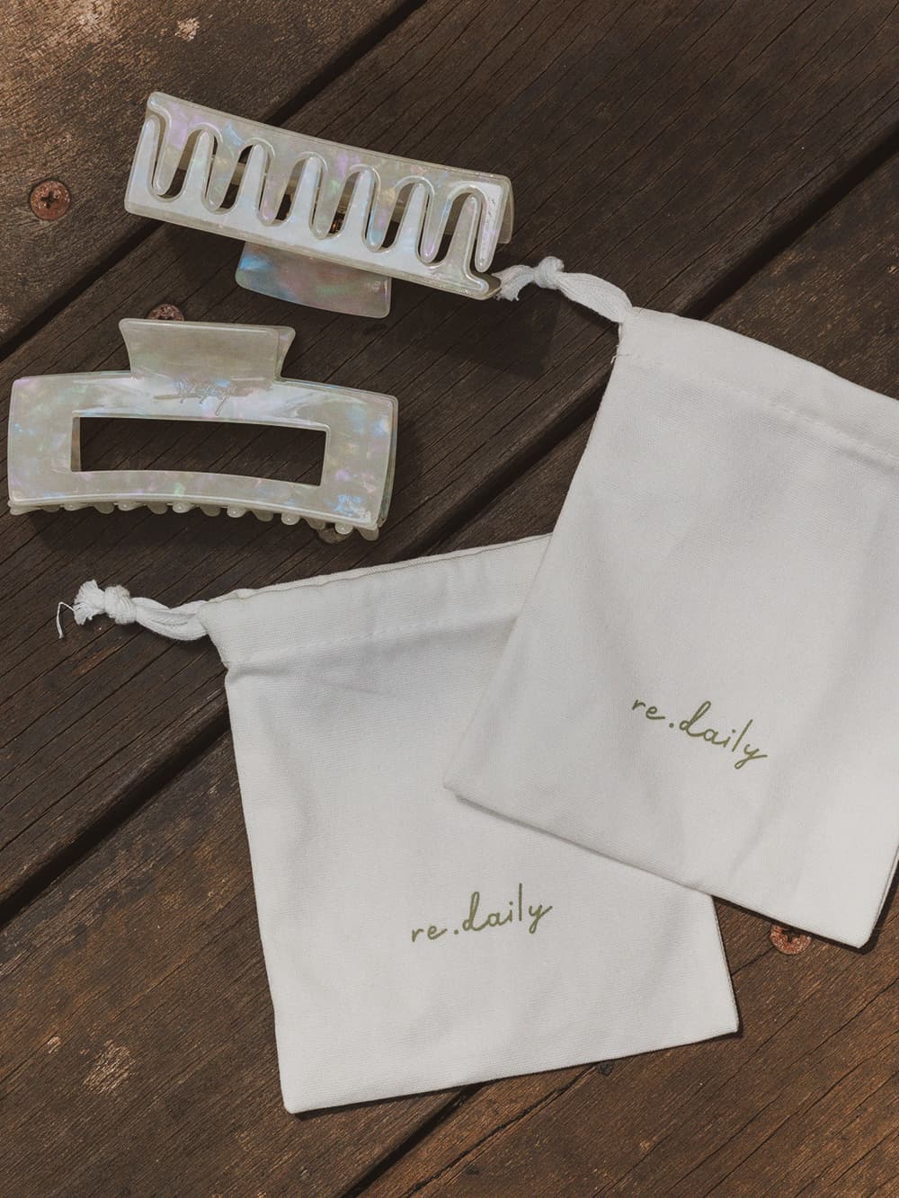 品牌髮夾+束口袋