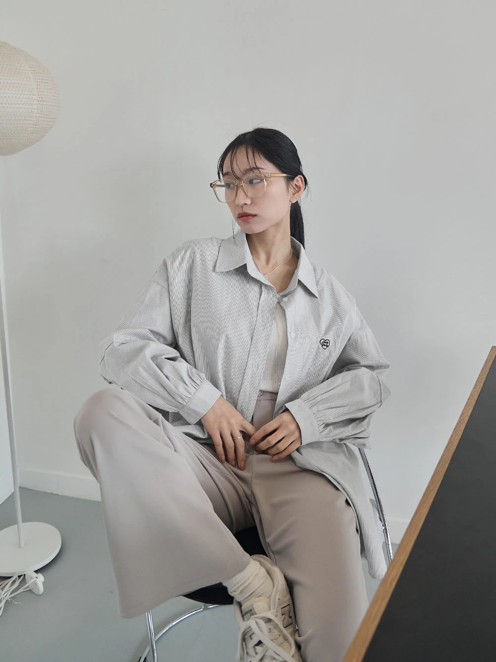 愛心刺繡條紋襯衫