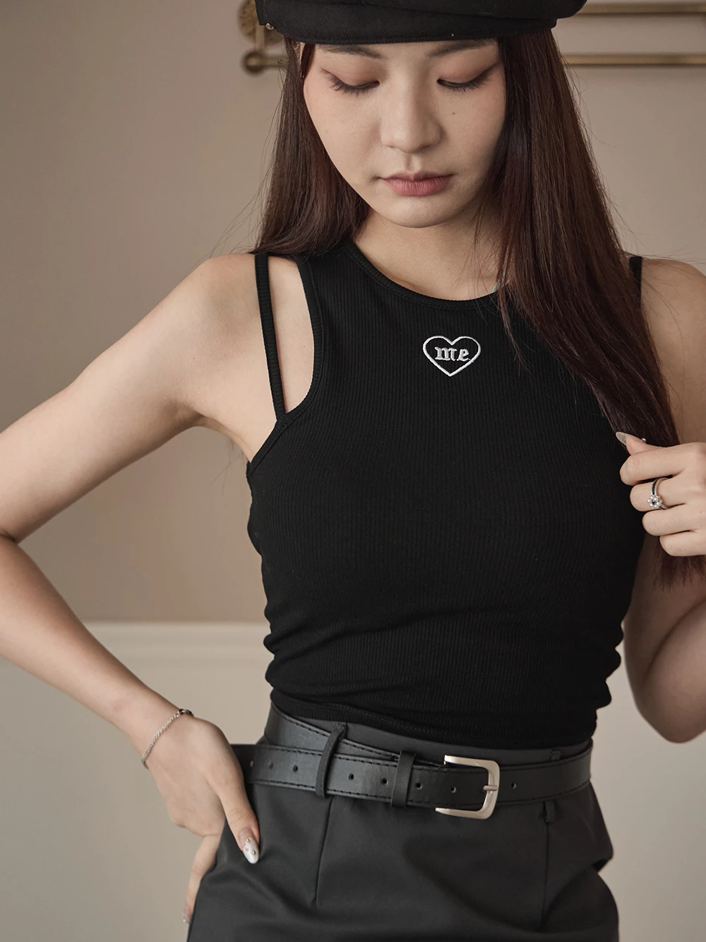 愛心刺繡胸墊背心