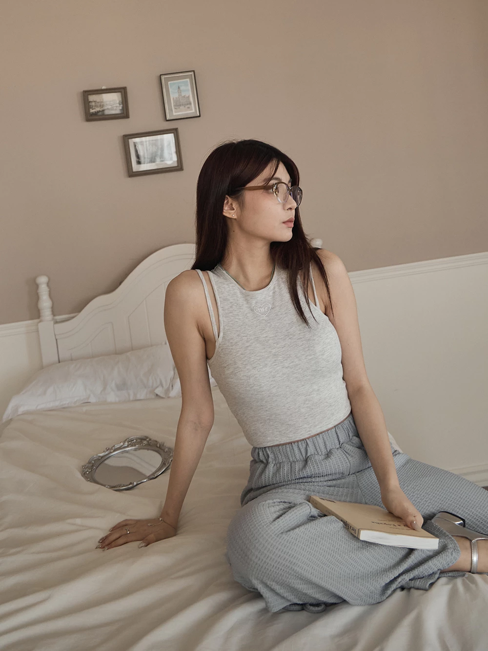 愛心刺繡胸墊背心