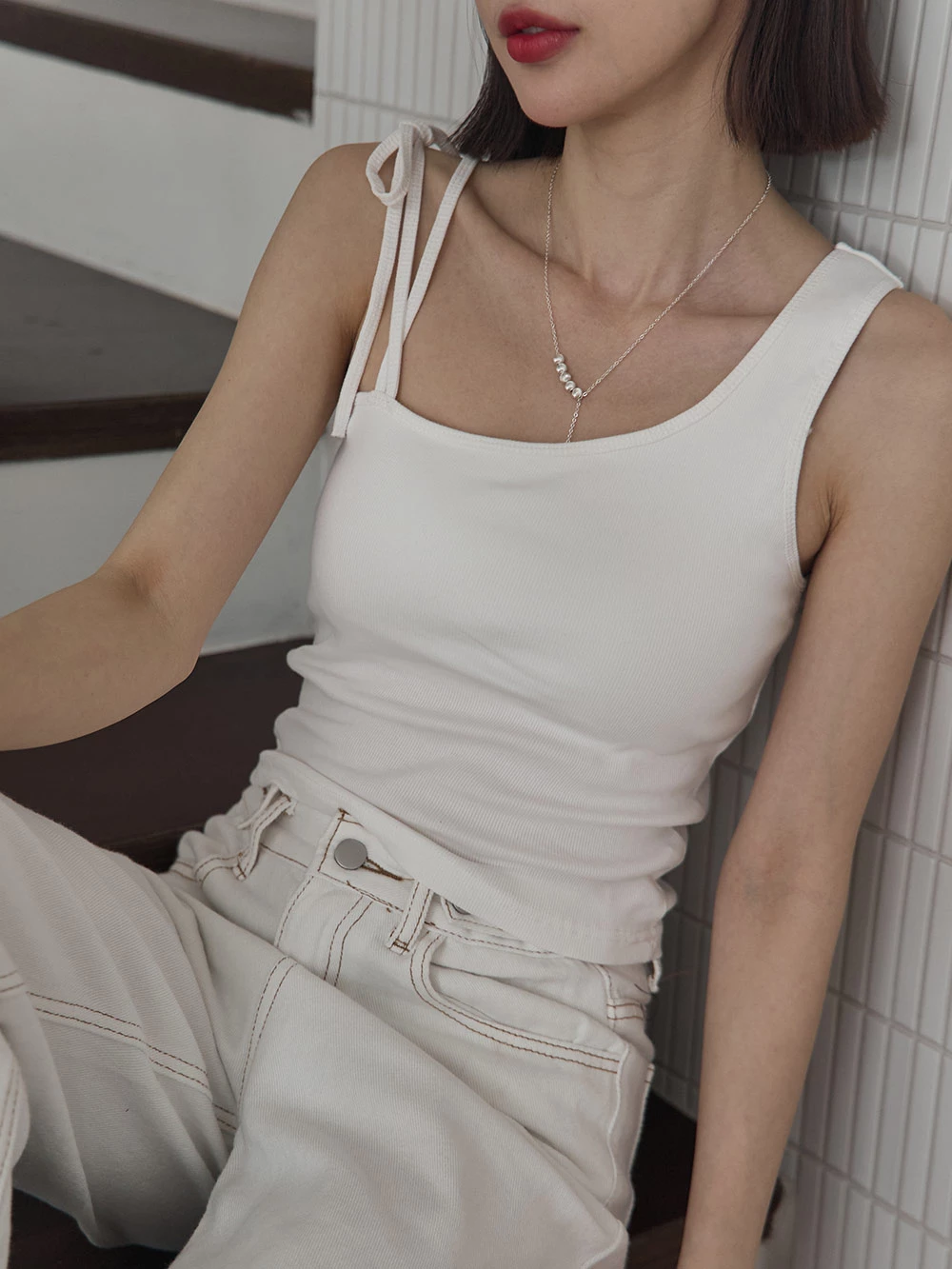 綁帶不對稱胸墊背心