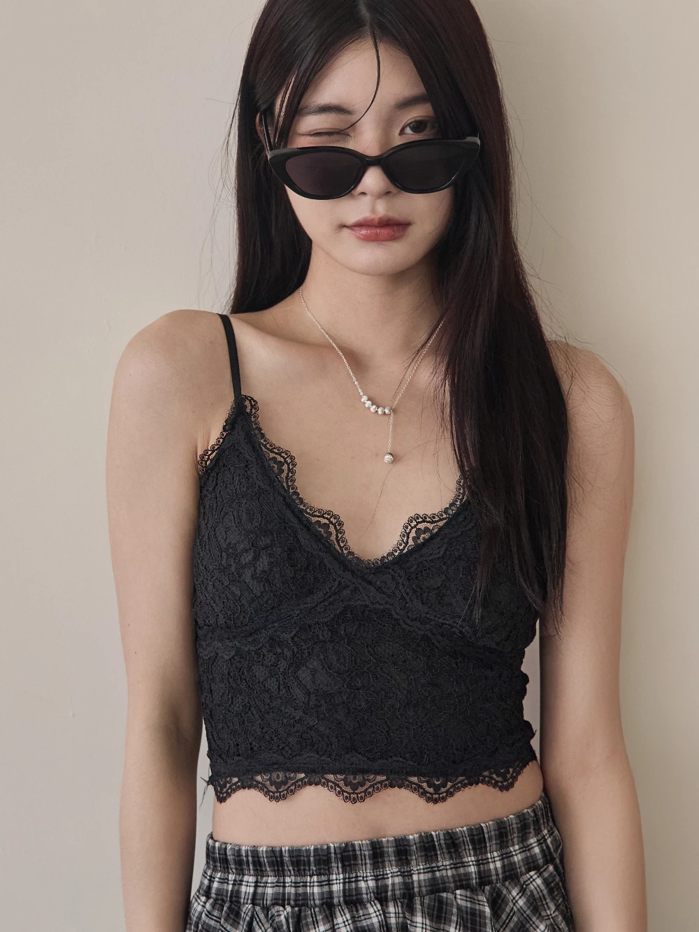 V領蕾絲細肩胸墊背心