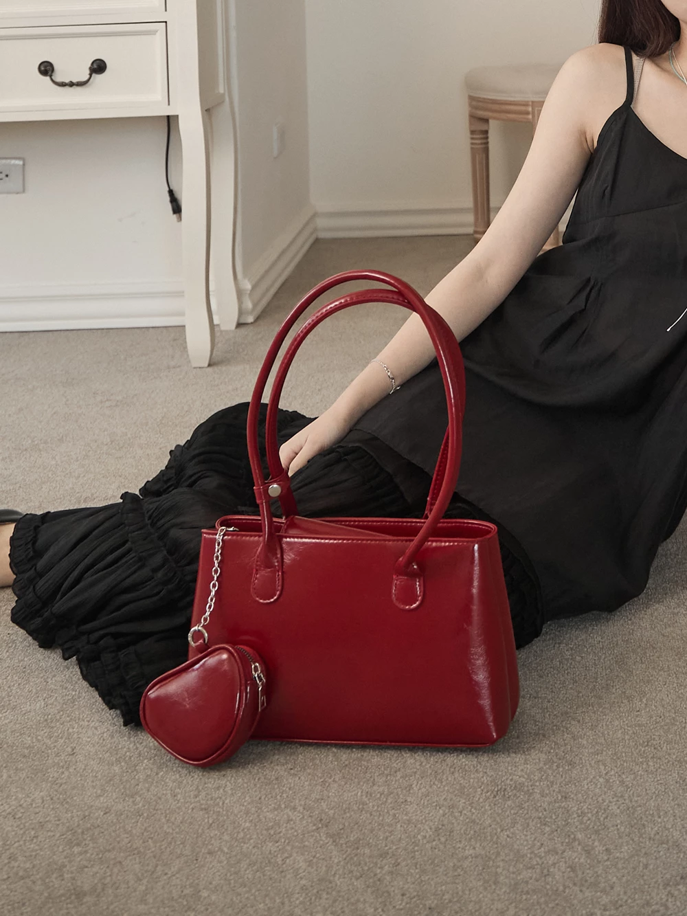 純色皮革單肩方包-附愛心小包