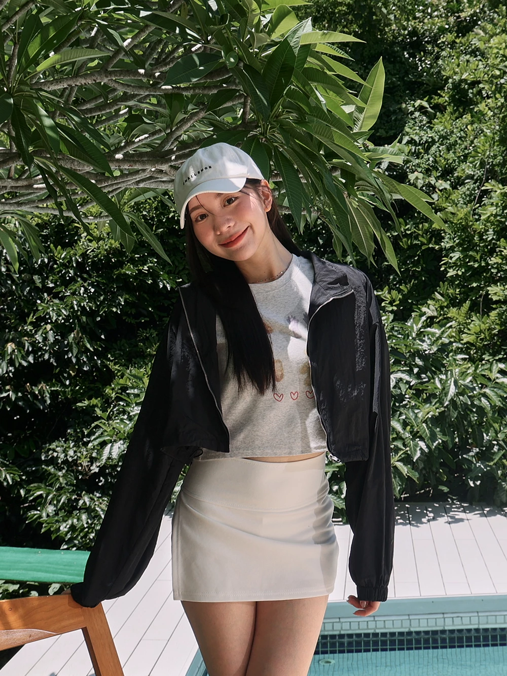 輕量防潑水短版外套