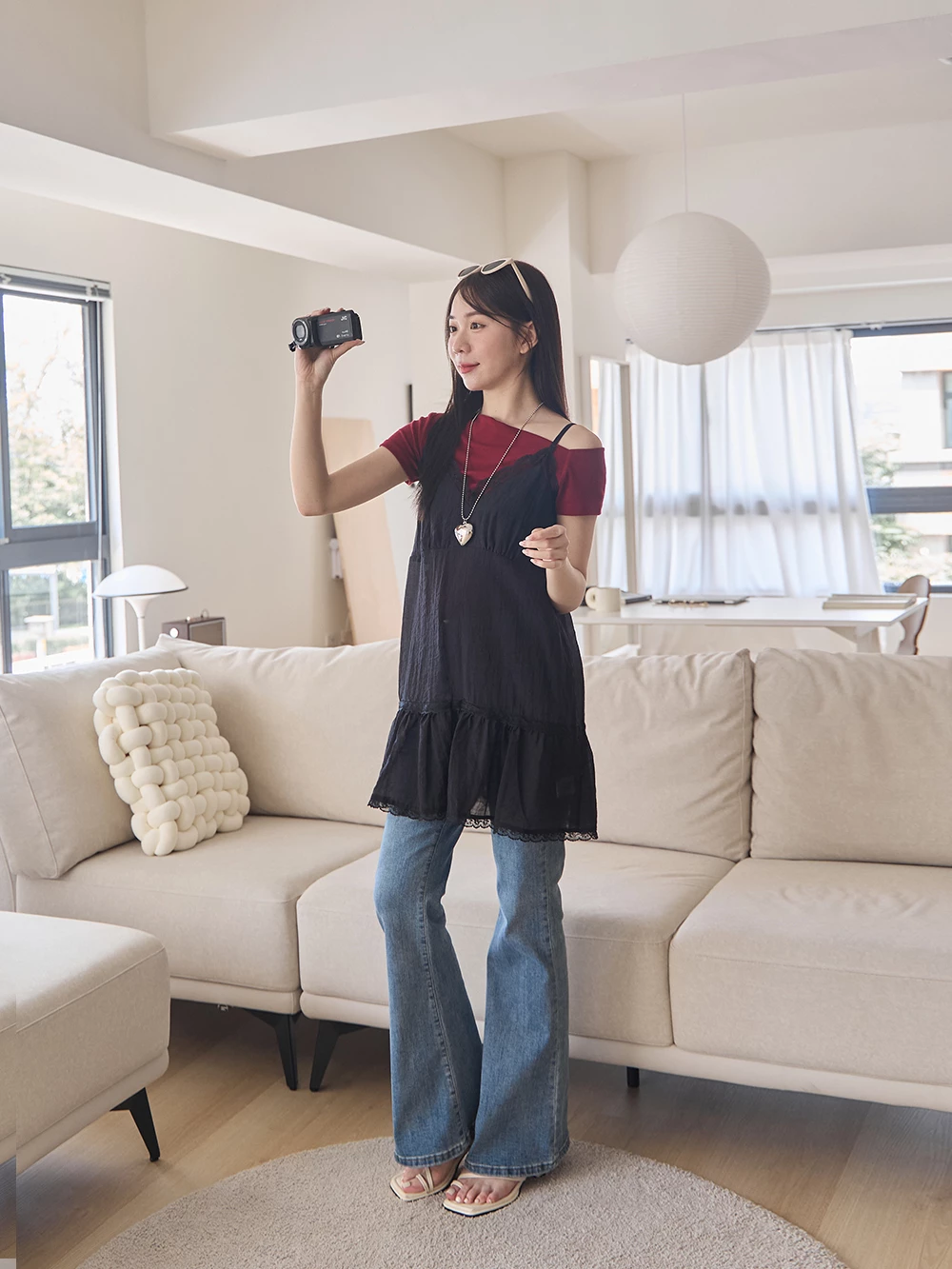 微透蕾絲V領細肩洋裝