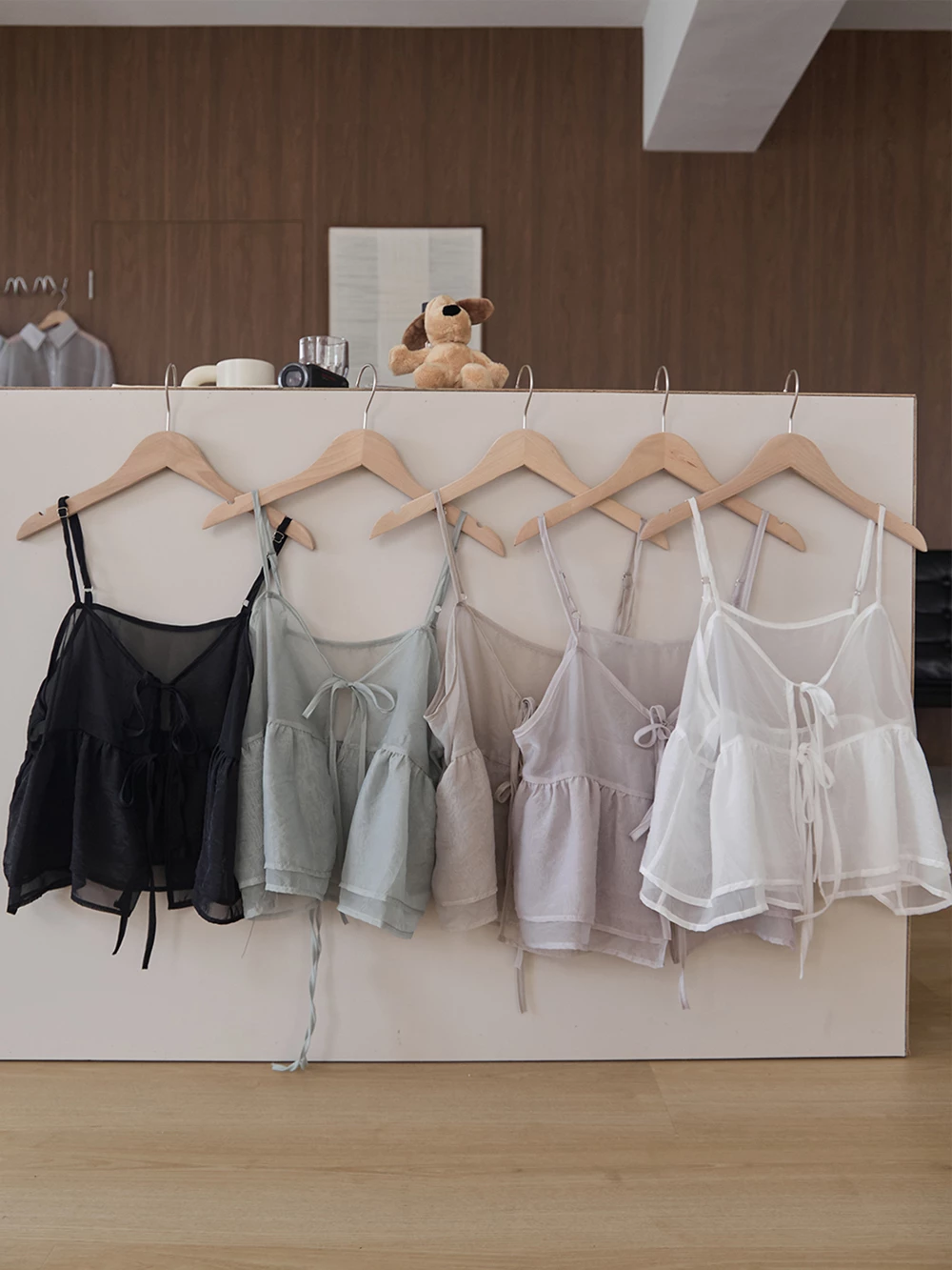 兩穿透膚綁帶細肩背心