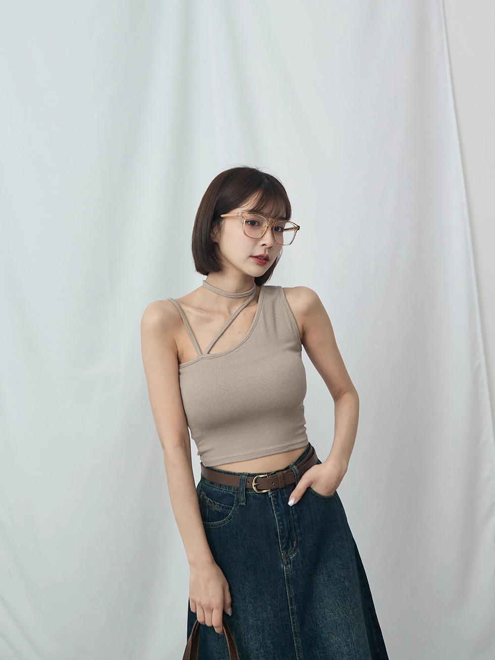 綁帶短版不對稱胸墊背心