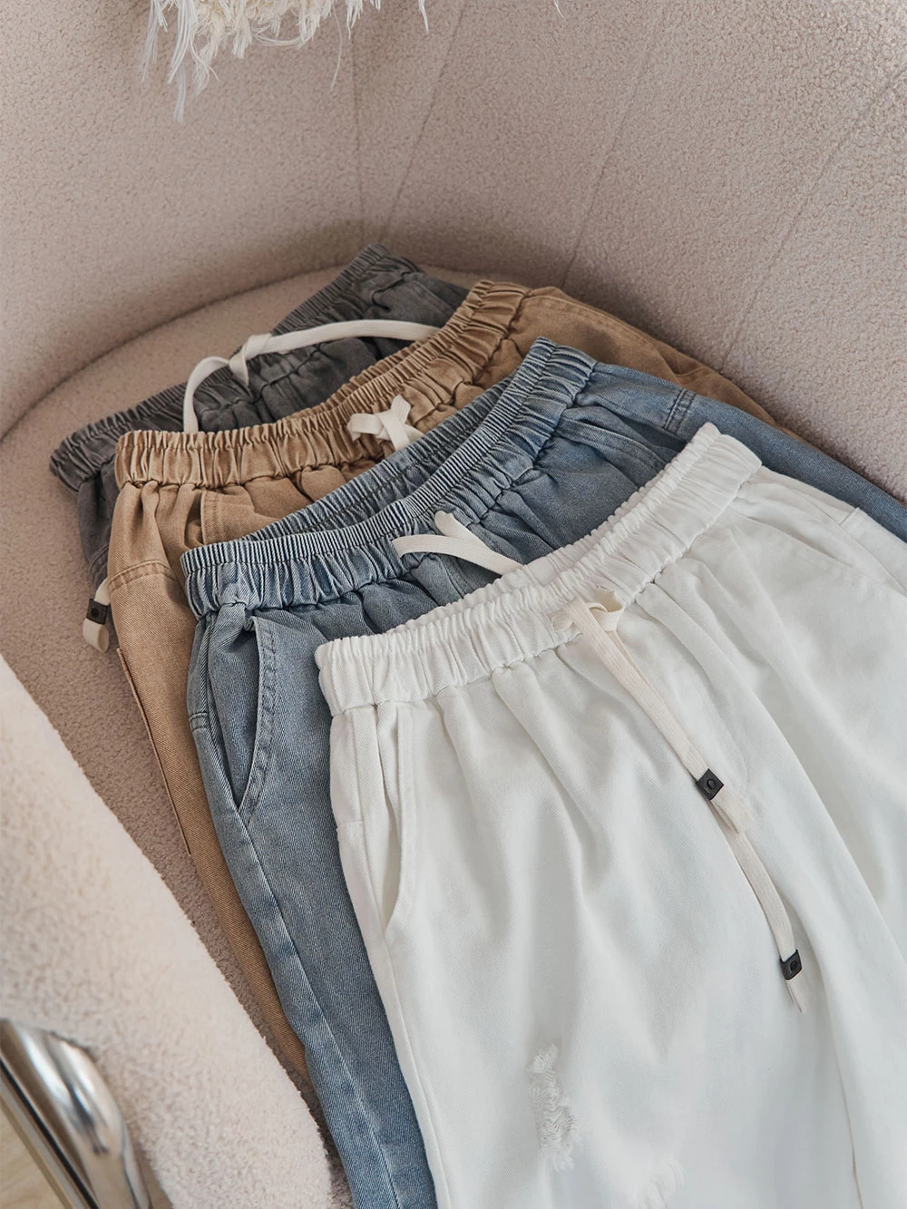 抓破造型八分牛仔褲