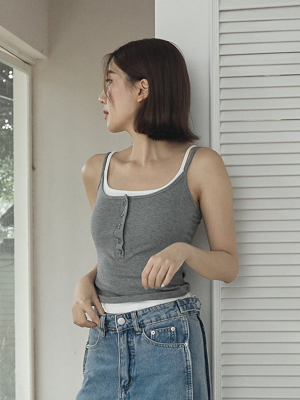 假兩件細肩胸墊背心