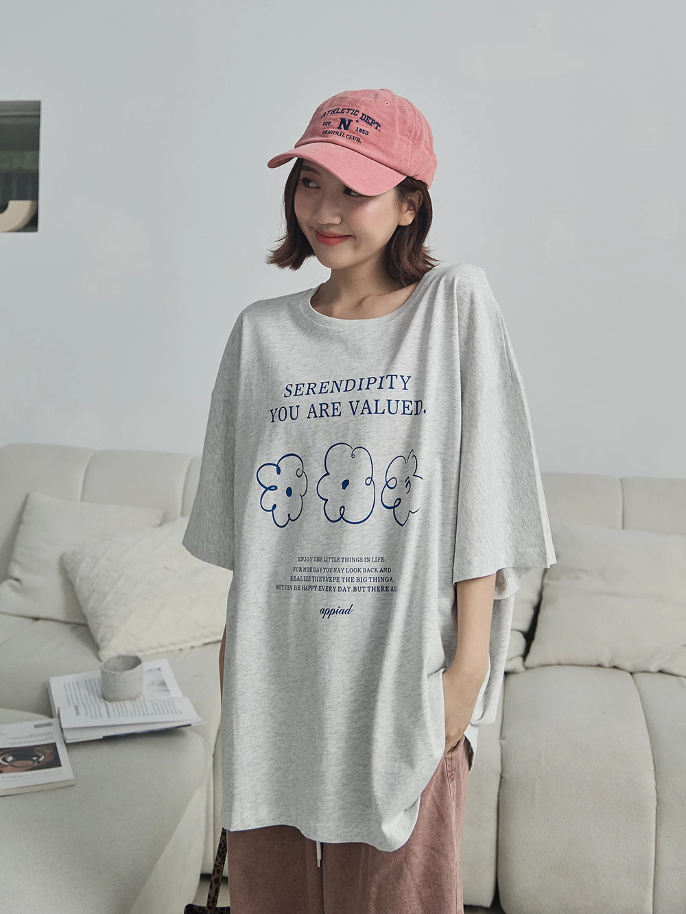 手繪小花印圖寬鬆上衣