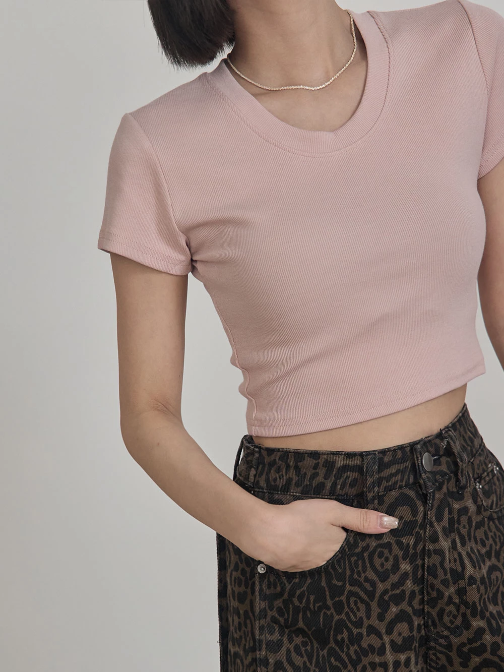 彈性坑條U領短版Tee