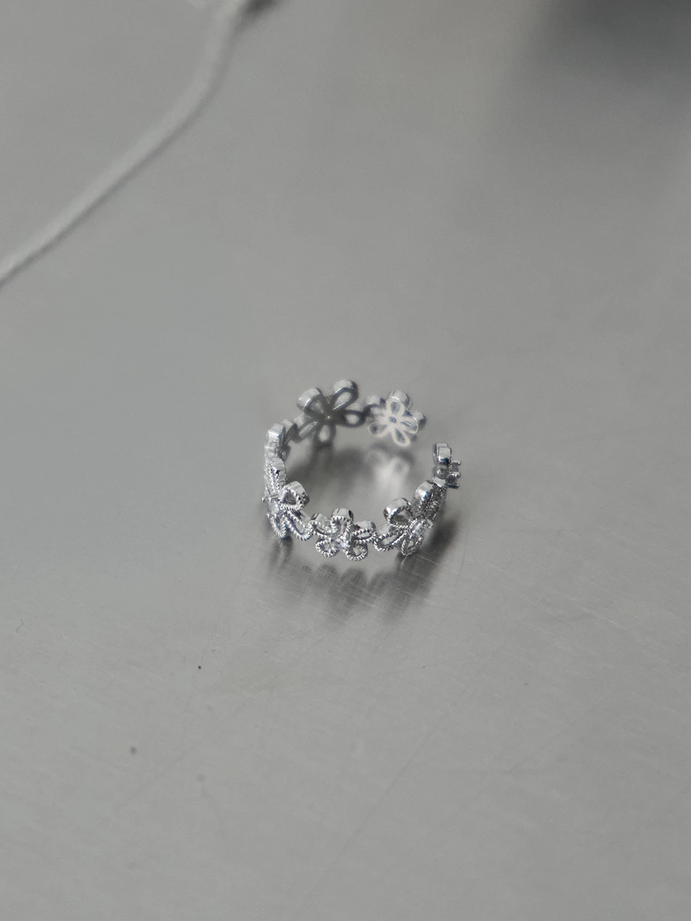 縷空花朵戒指