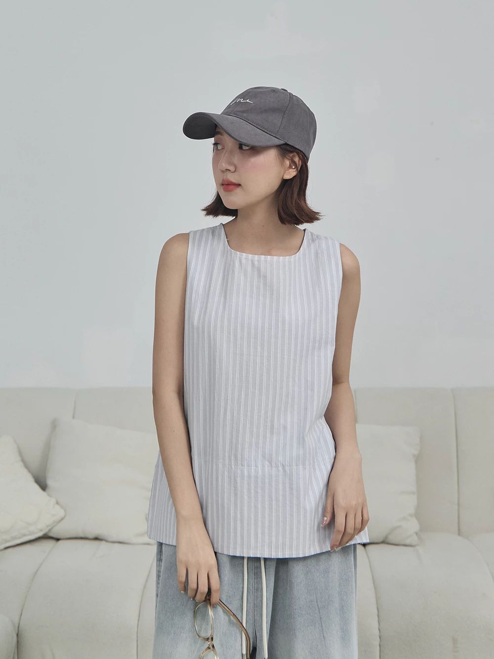 薄料純色圓領背心