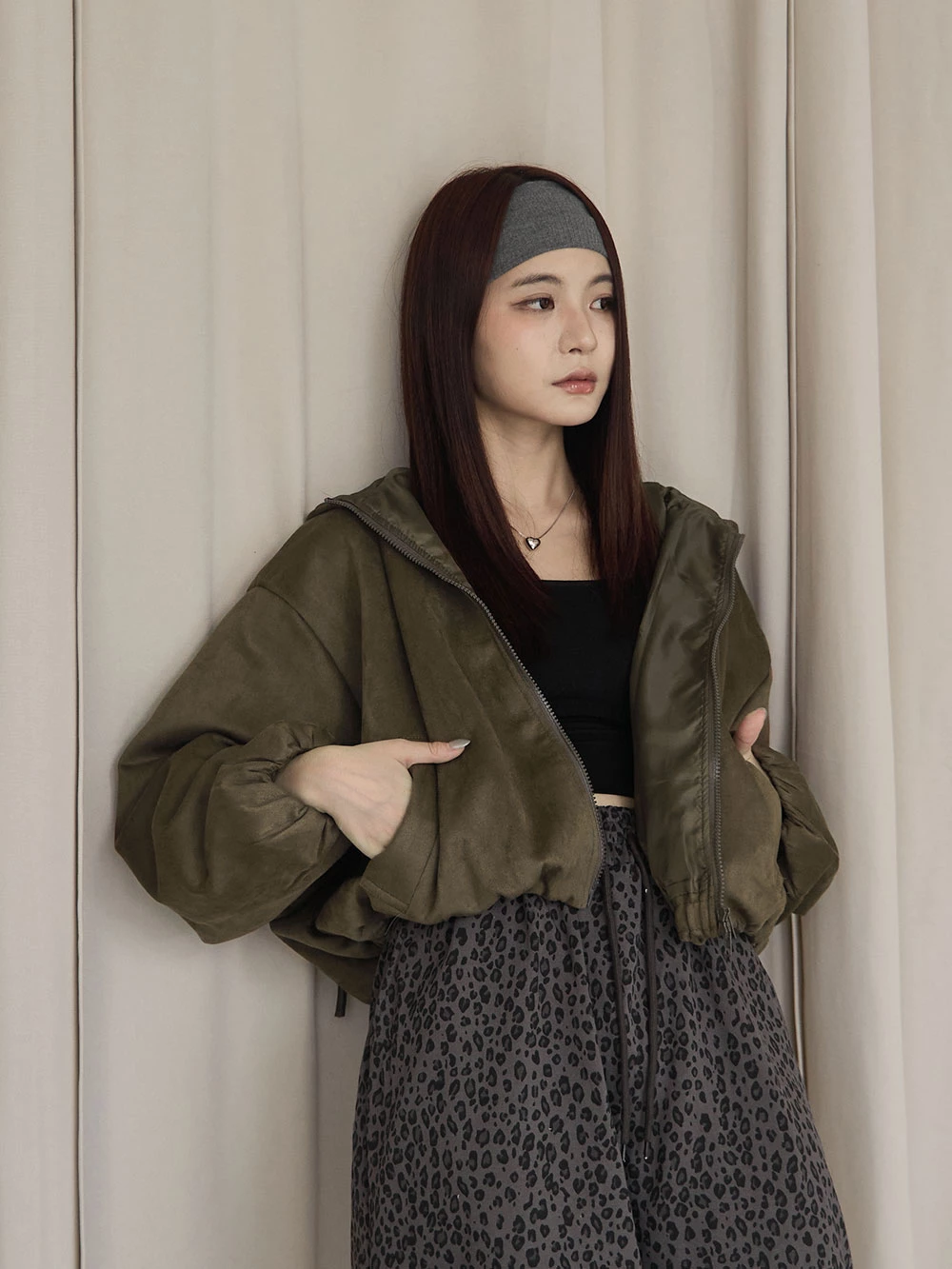 麂皮絨短版雙拉鍊連帽外套