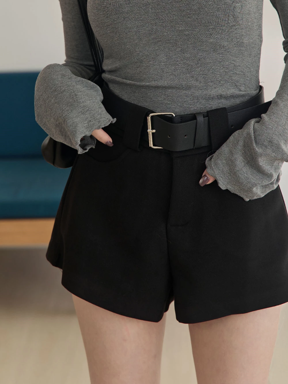 高腰毛呢短褲-附寬皮帶