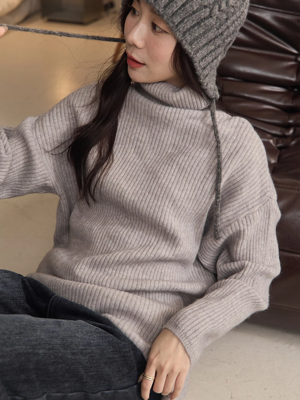 高領坑條針織上衣