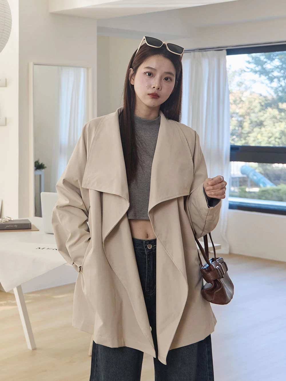 澎袖大翻領風衣外套