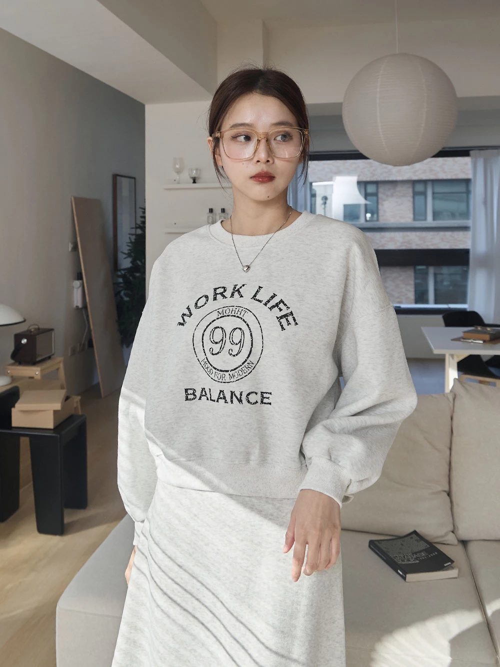 WORKLIFE圖印短版大學T