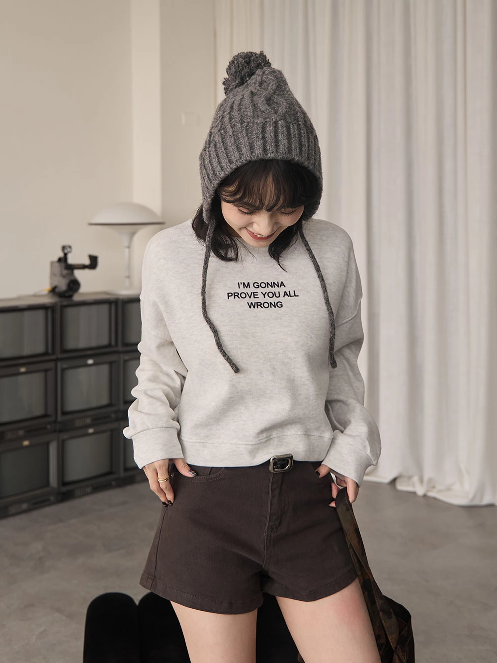 字母印字短版大學T