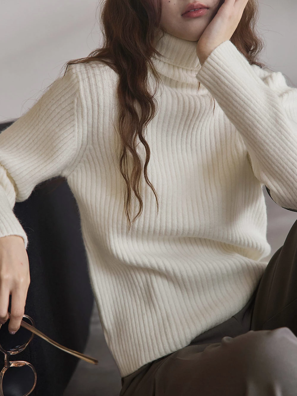 高領坑條針織上衣