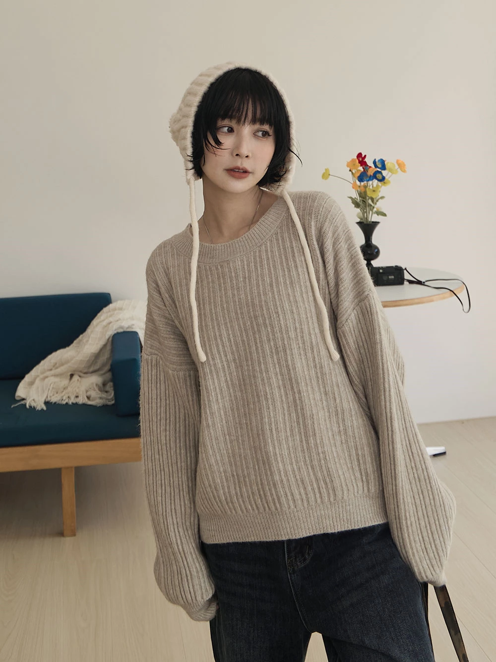 厚實坑條圓領針織上衣
