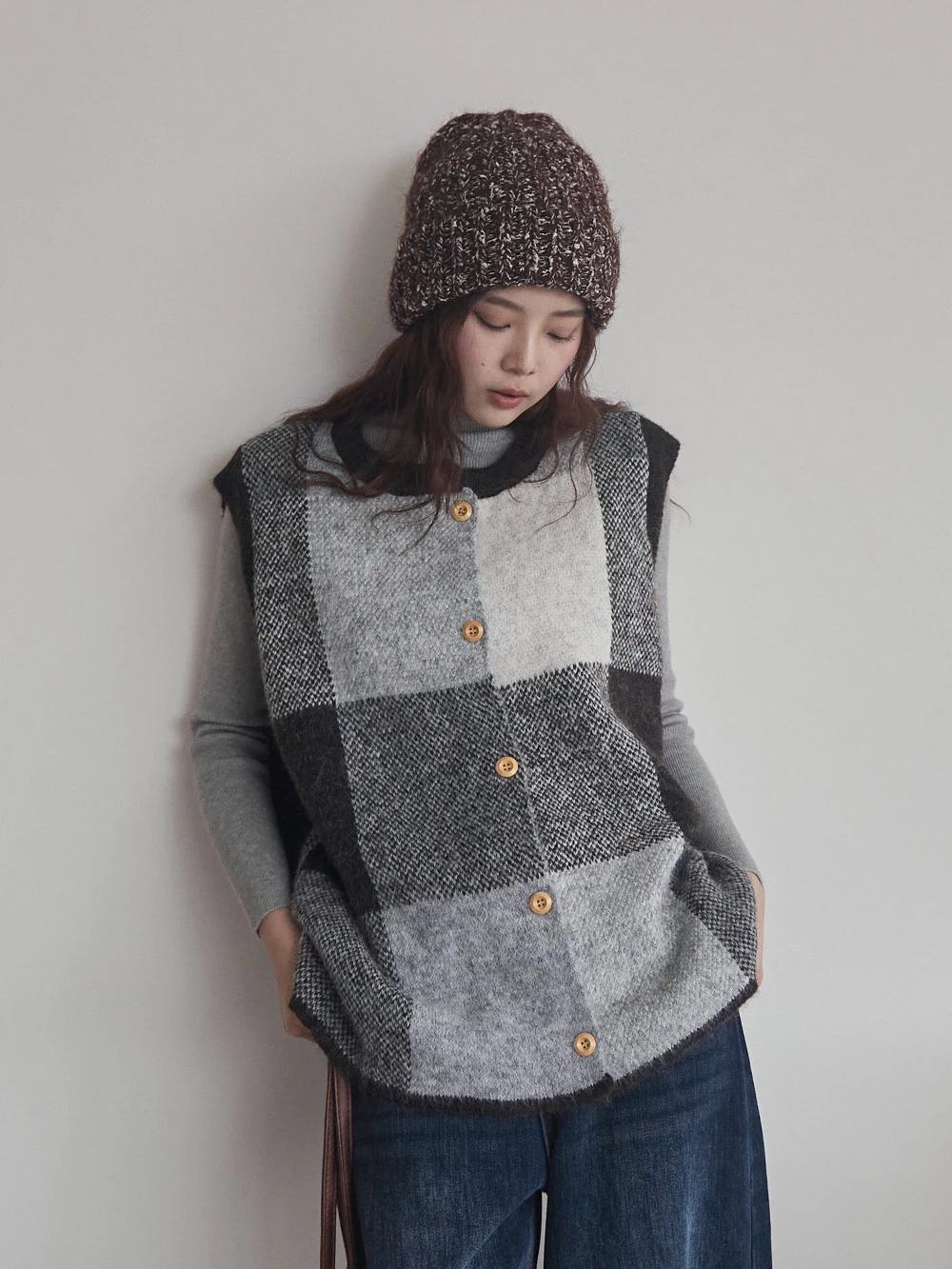 拼色格紋針織排釦背心
