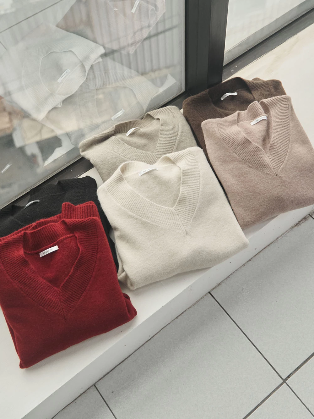 磨毛感V領針織上衣