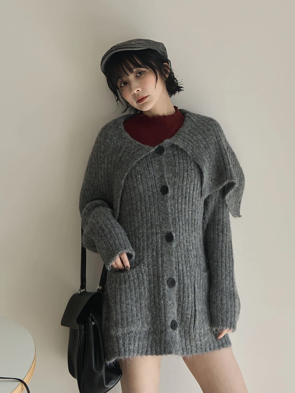 大翻領粗針織外套