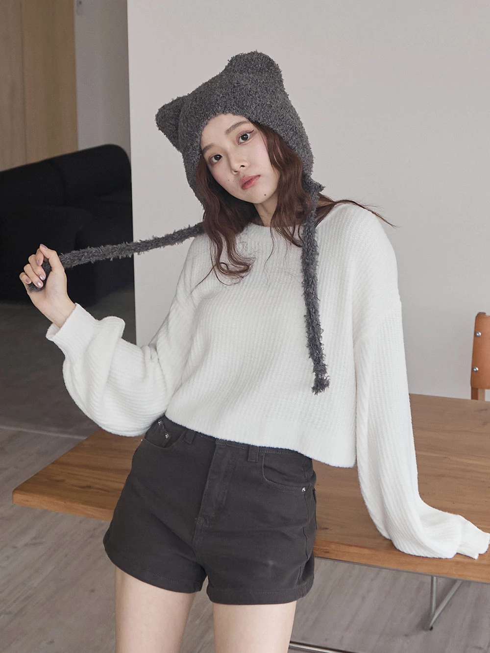 極軟磨毛感澎袖針織上衣