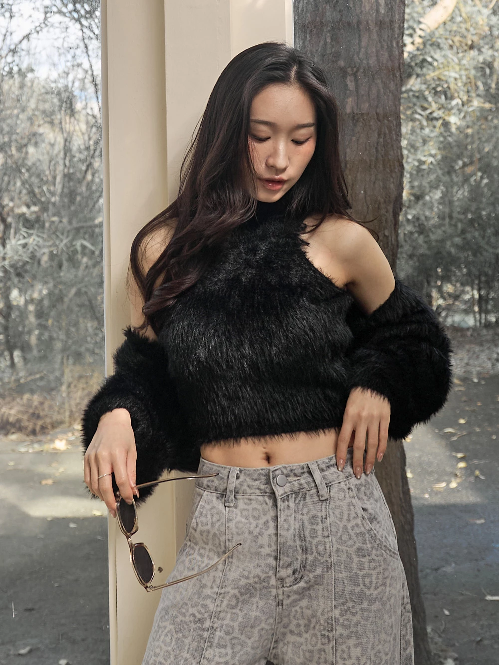 兩件式-高領削肩背心+水貂毛針織外套