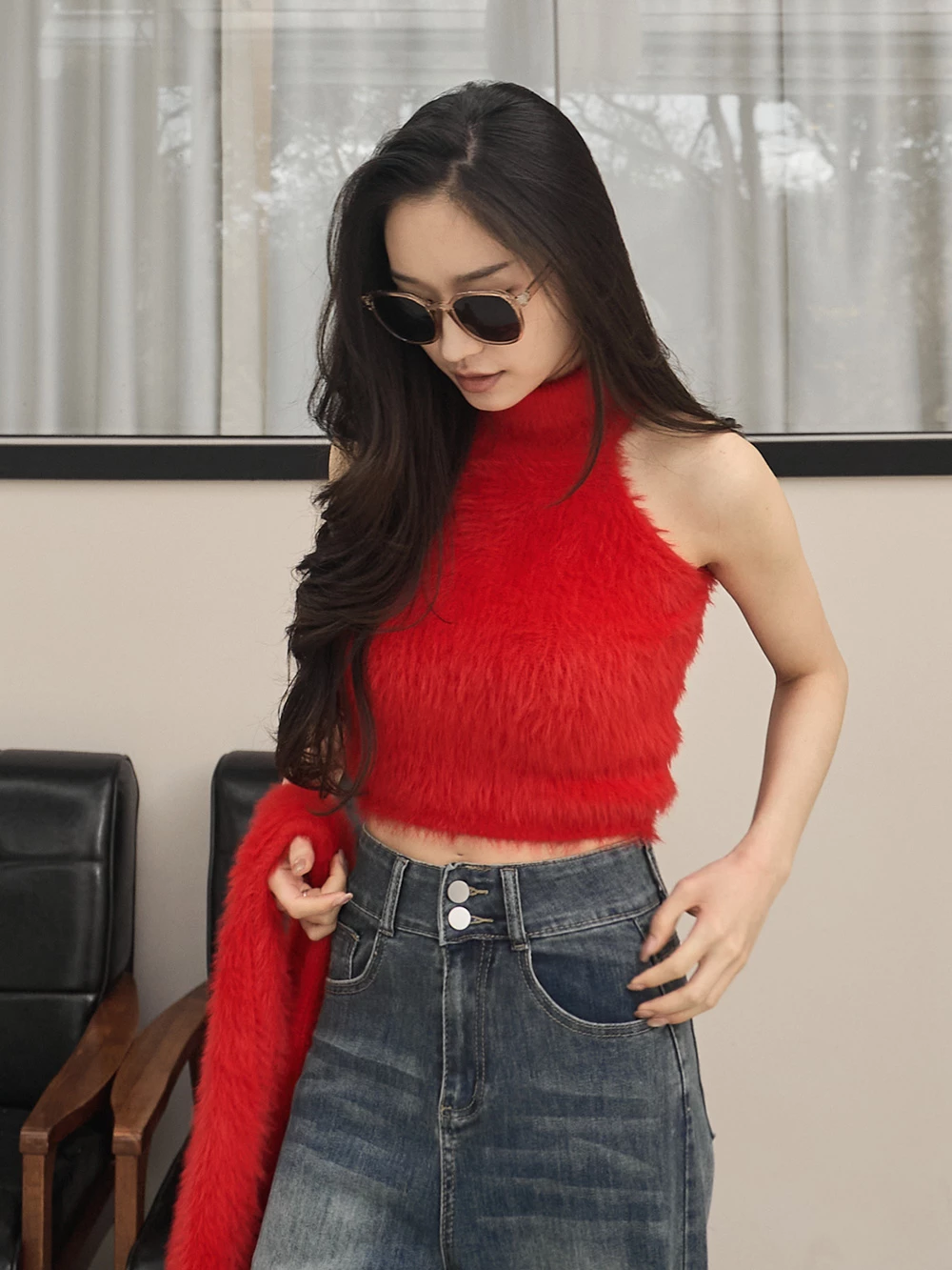 兩件式-高領削肩背心+水貂毛針織外套