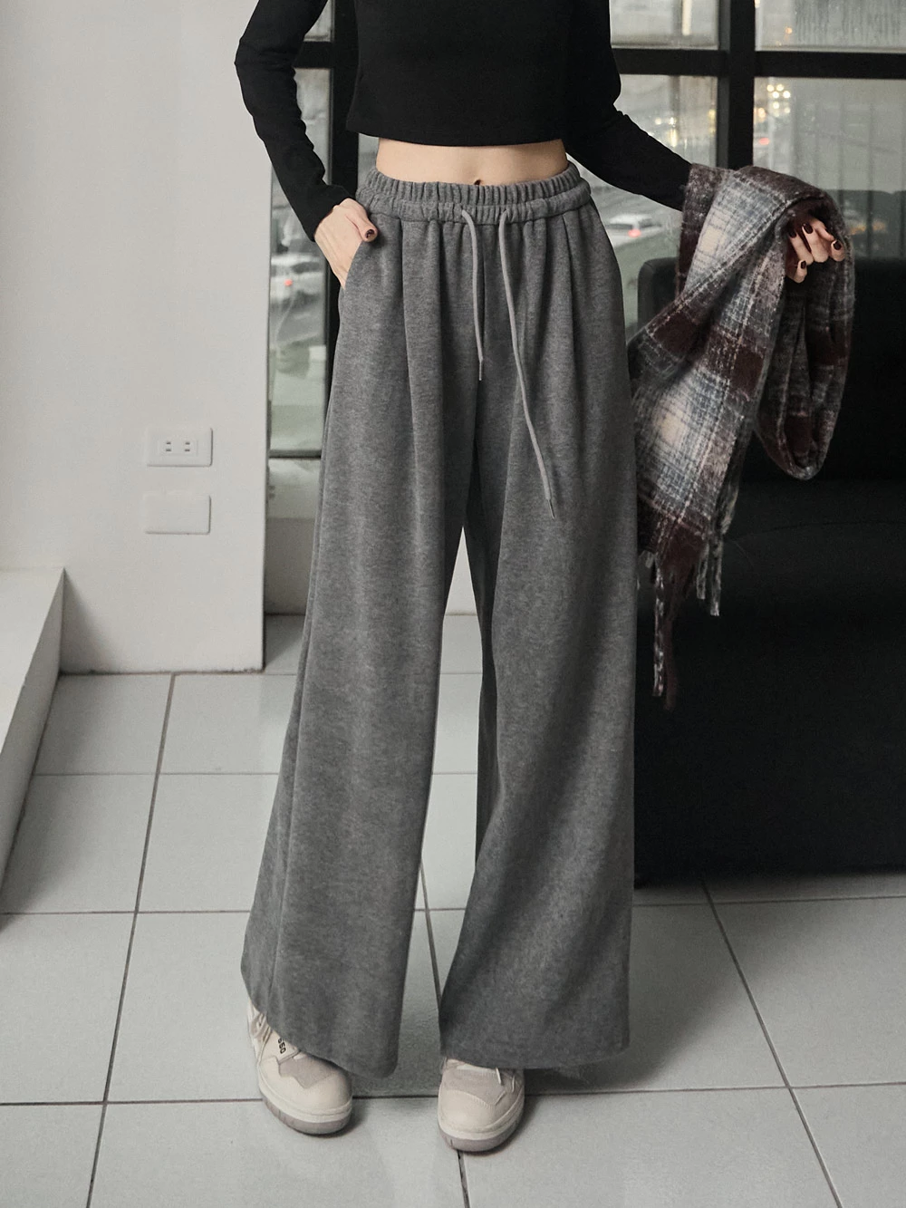 腰鬆緊抽繩羊絨感寬褲