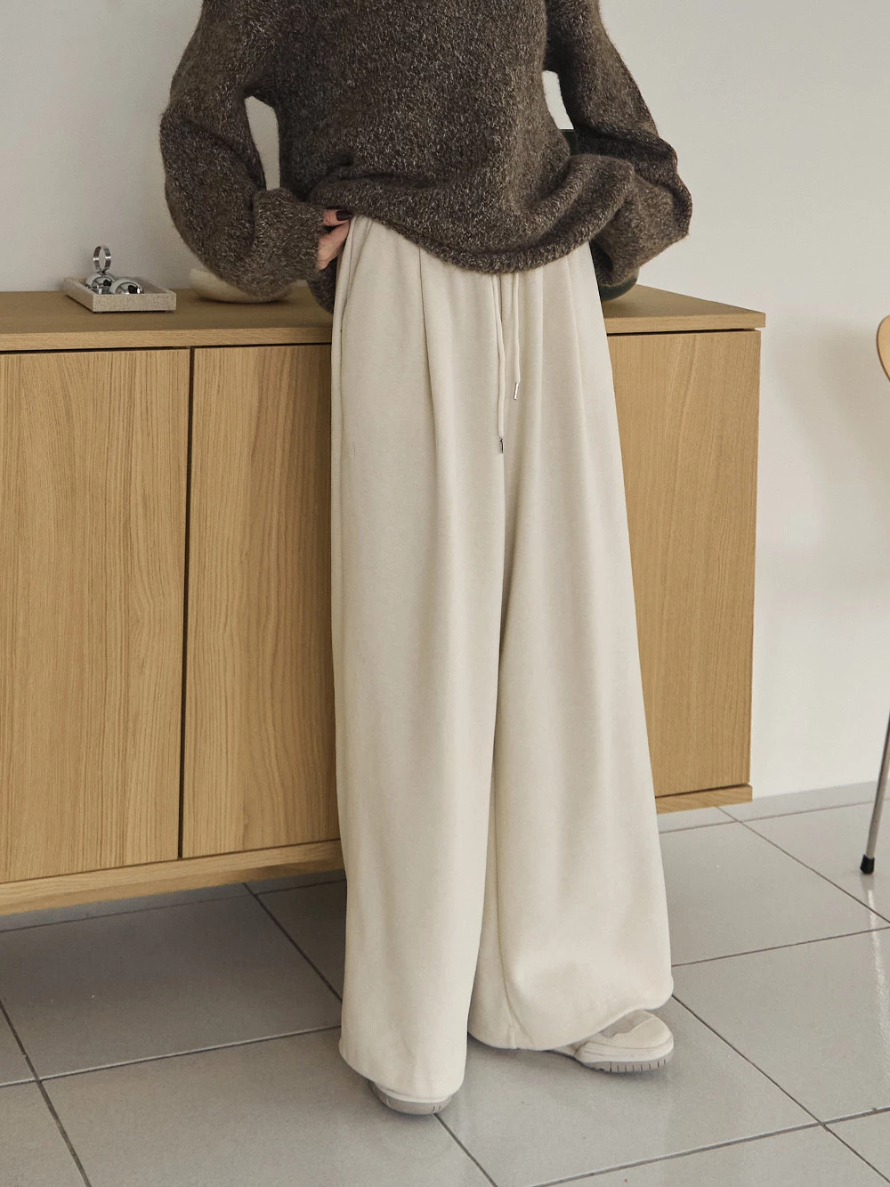 腰鬆緊抽繩羊絨感寬褲