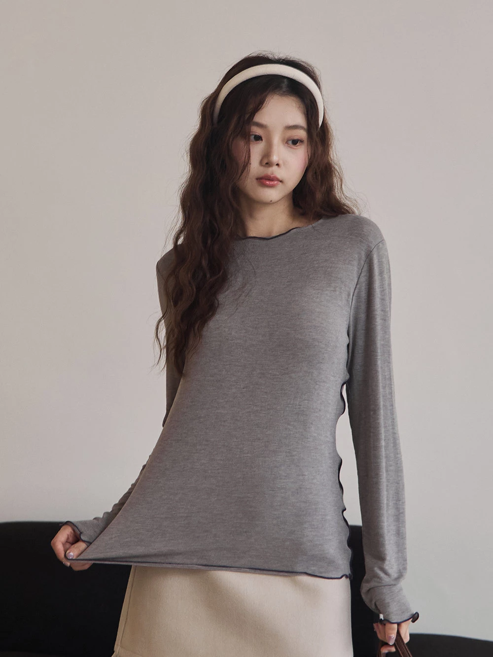 捲邊輕薄打底上衣