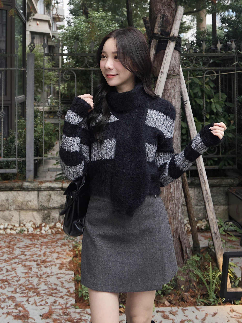 V領水貂毛拼色針織上衣+圍巾