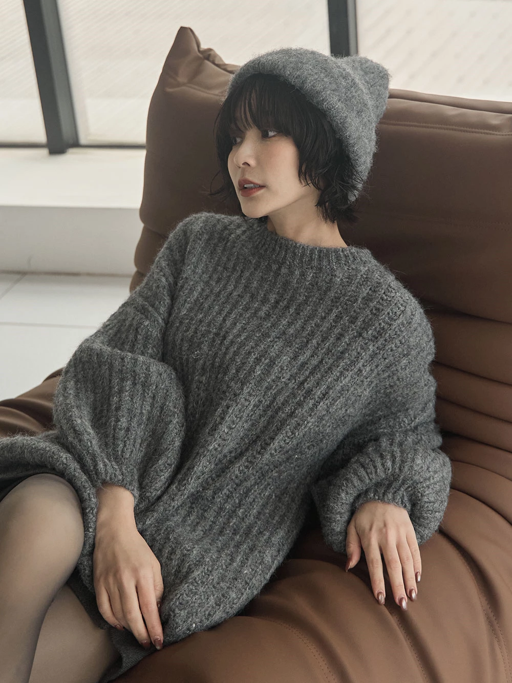 寬鬆羊駝絨感針織上衣