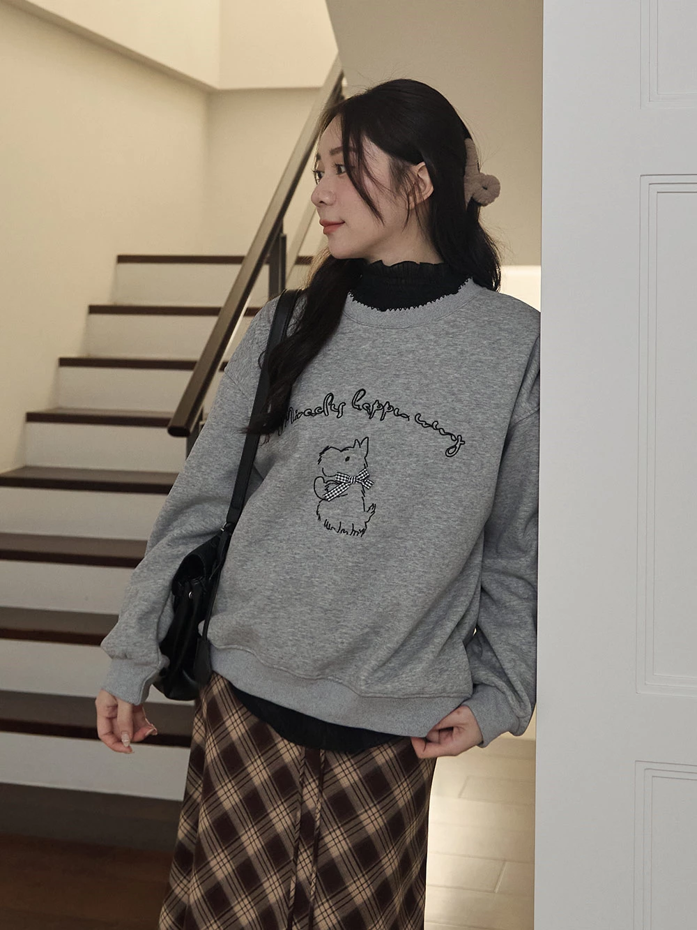 線條狗狗印圖刷絨大學T