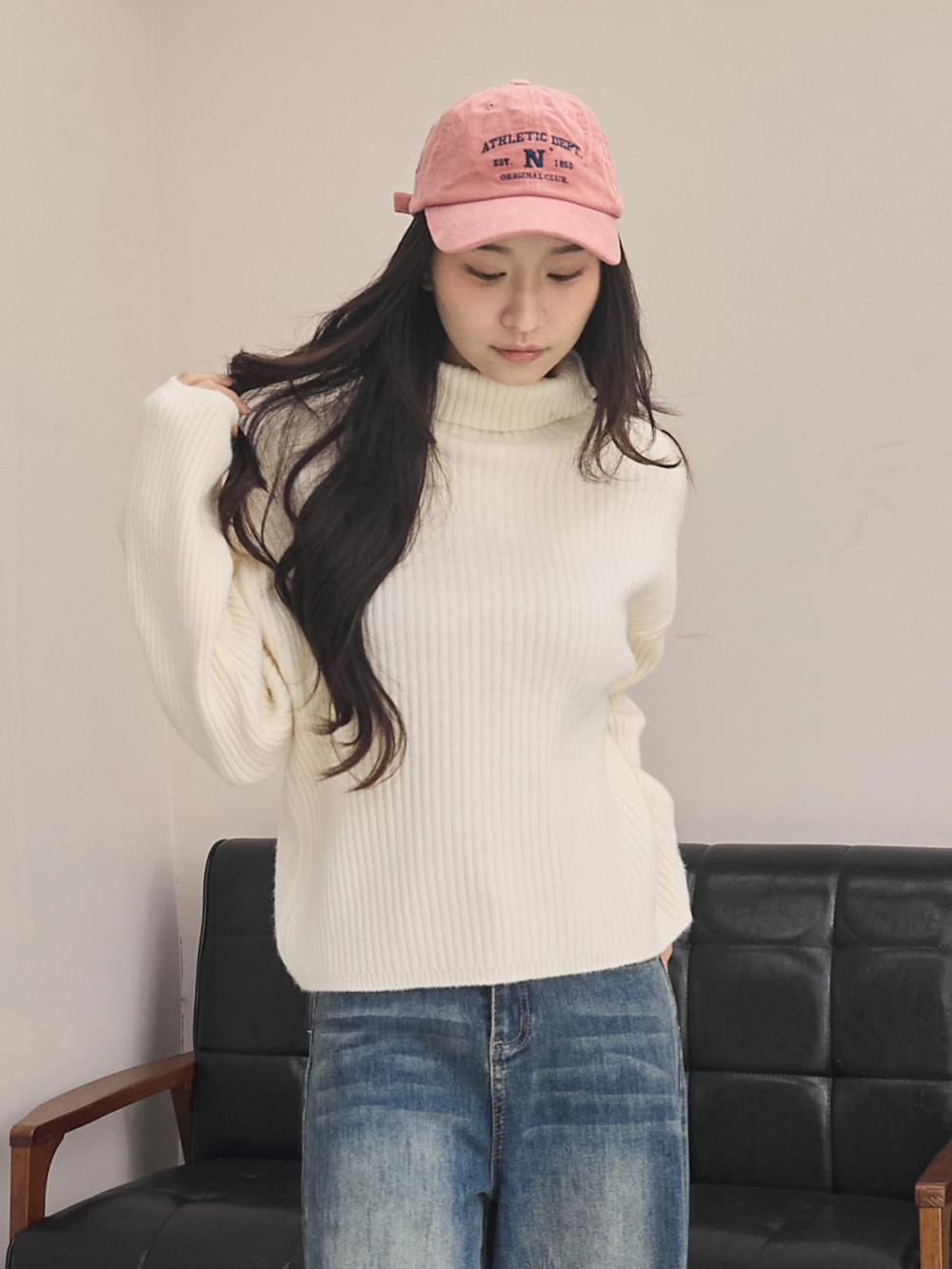 高領坑條磨毛針織上衣