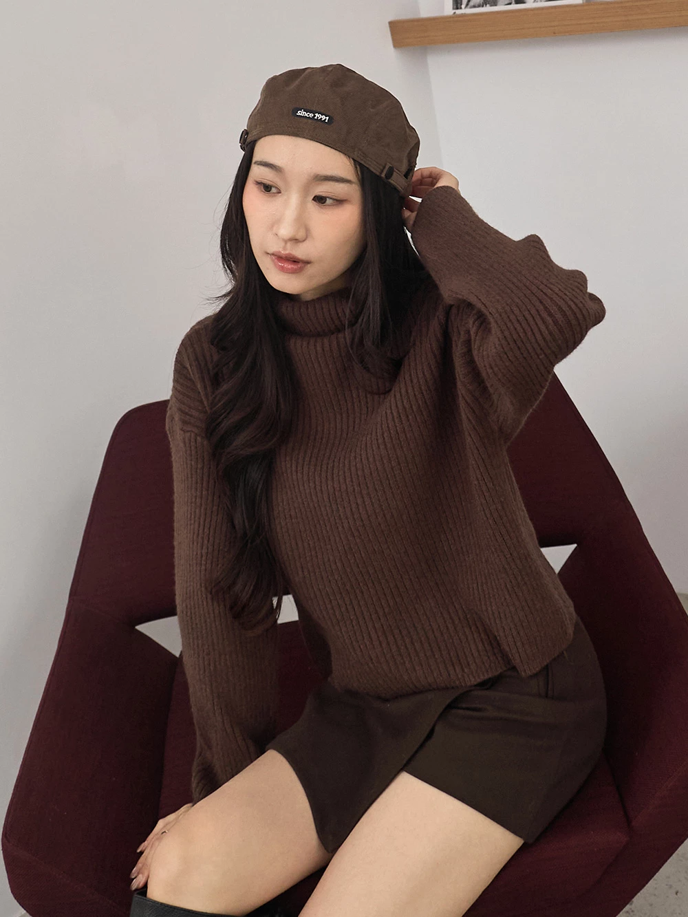 高領坑條磨毛針織上衣