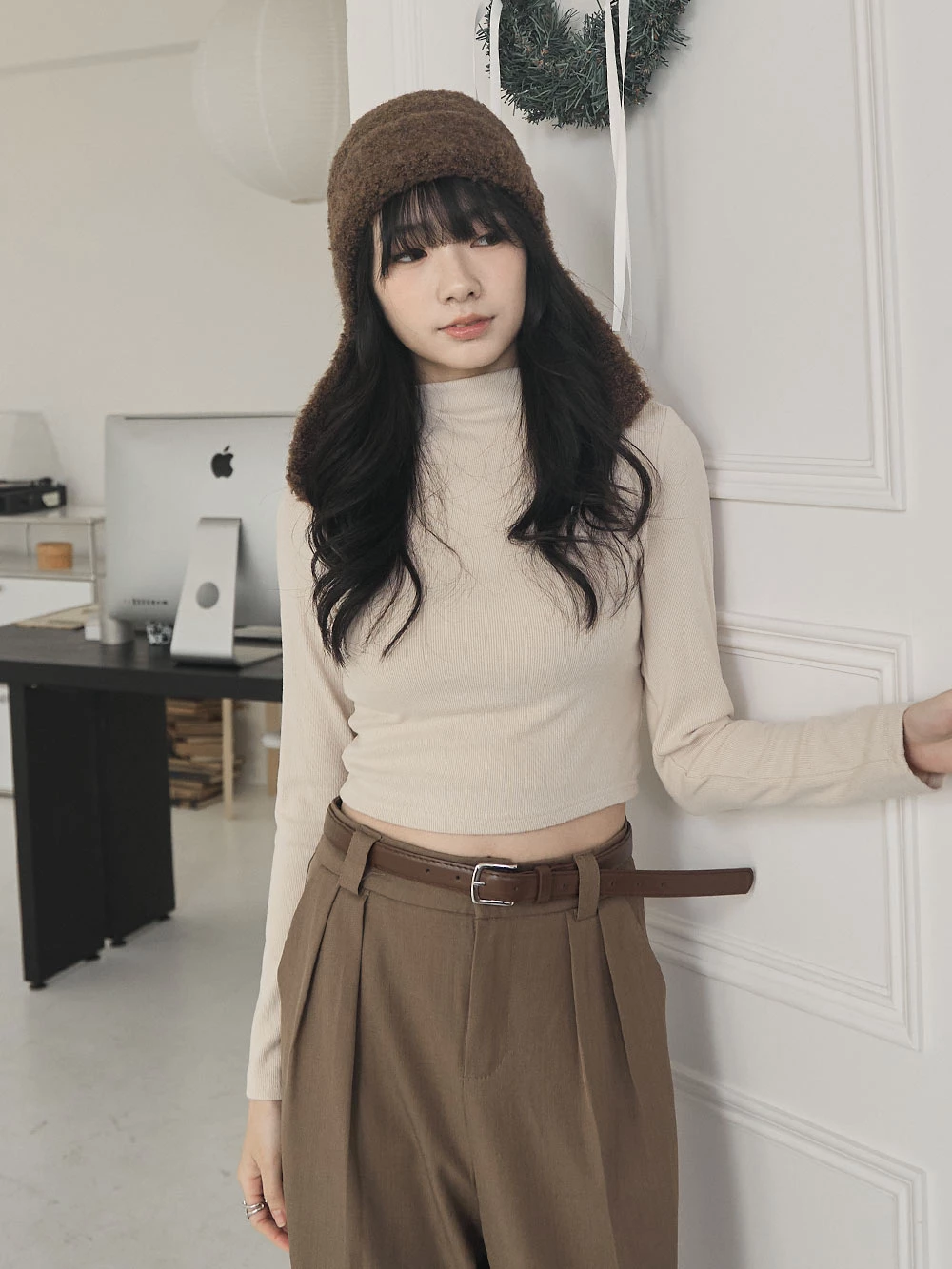 磨毛半高領胸墊上衣