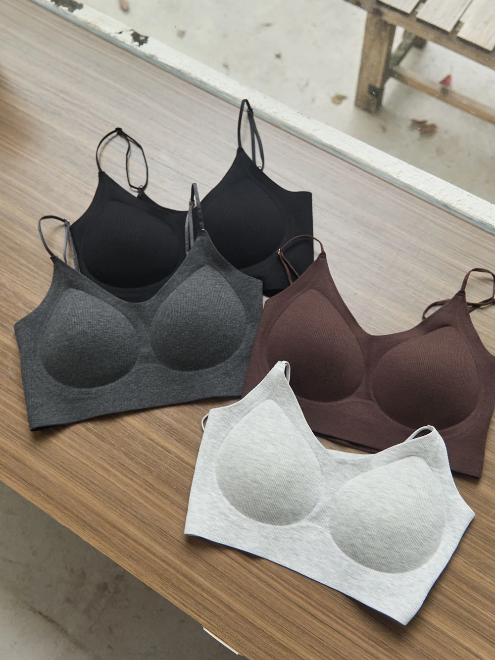 肩可調V領胸墊背心