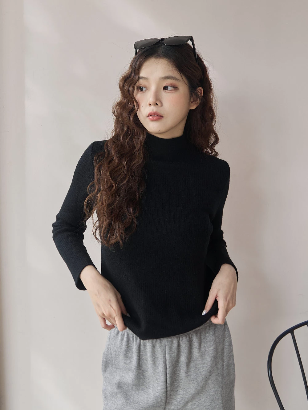 半高領內刷毛坑條針織上衣