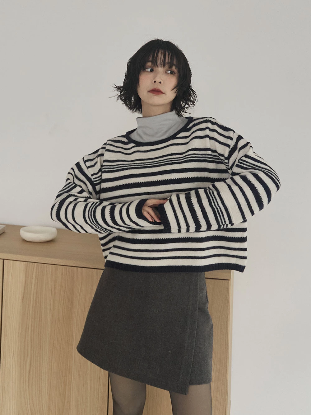 拼色圓領條紋針織上衣