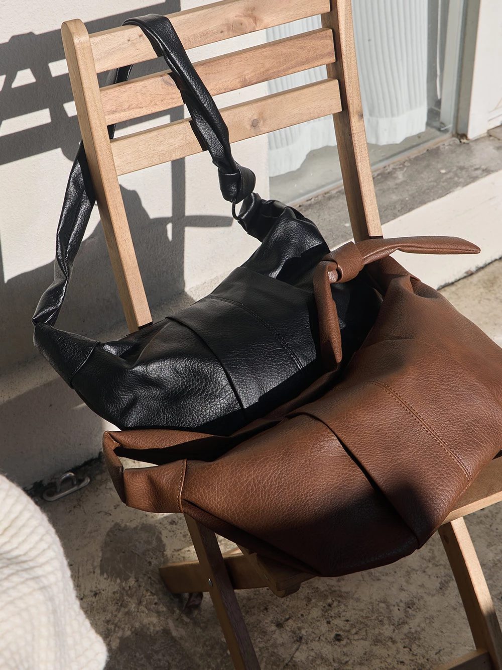 軟皮單肩餃子包