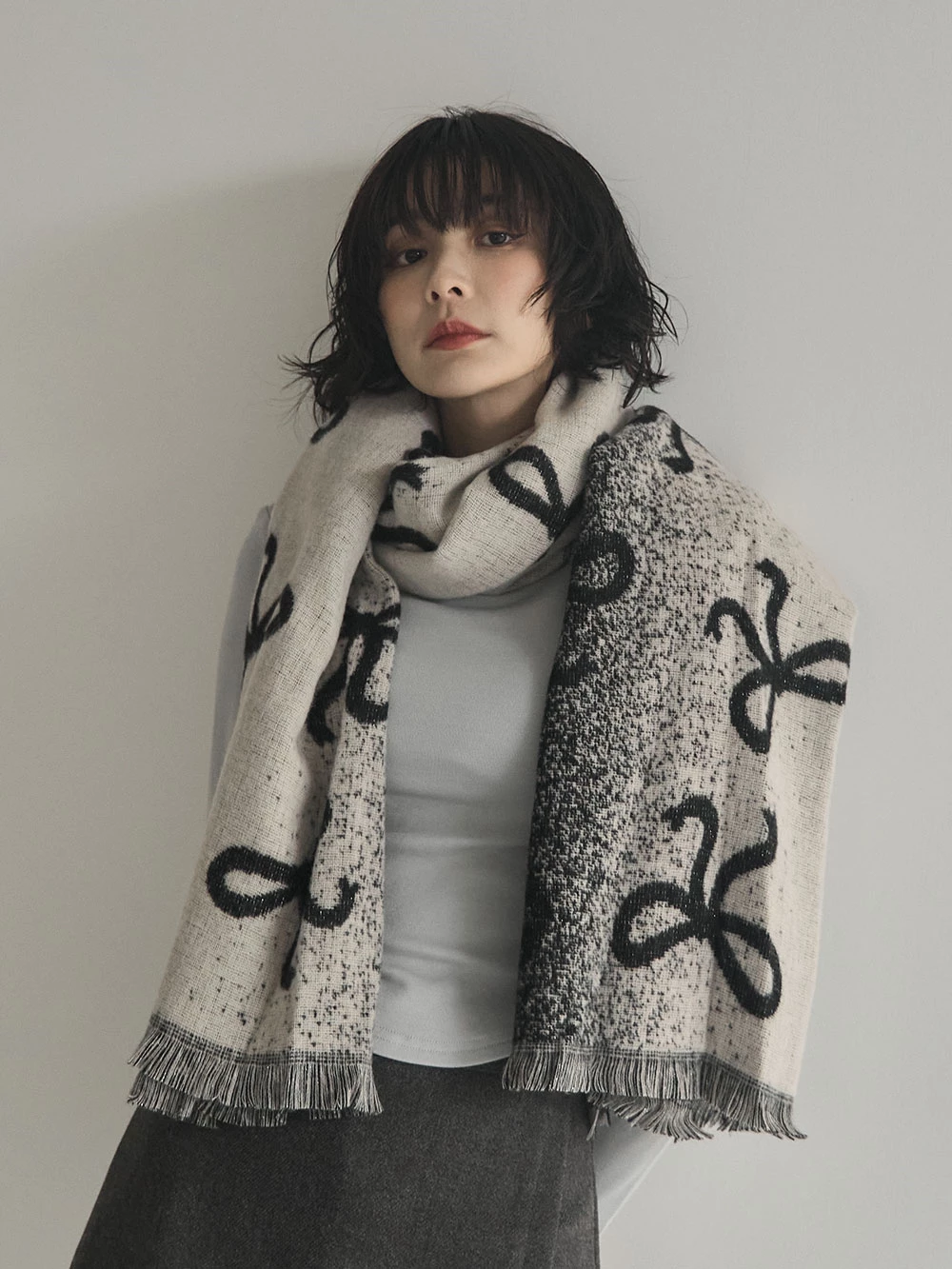 蝴蝶結針織流蘇圍巾