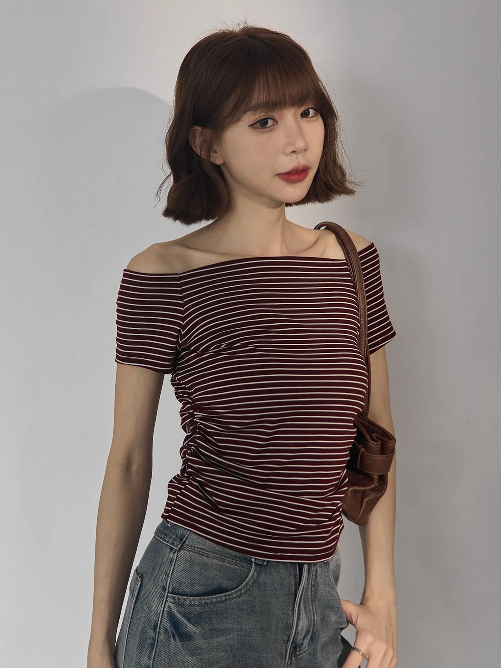 條紋一字領短袖上衣