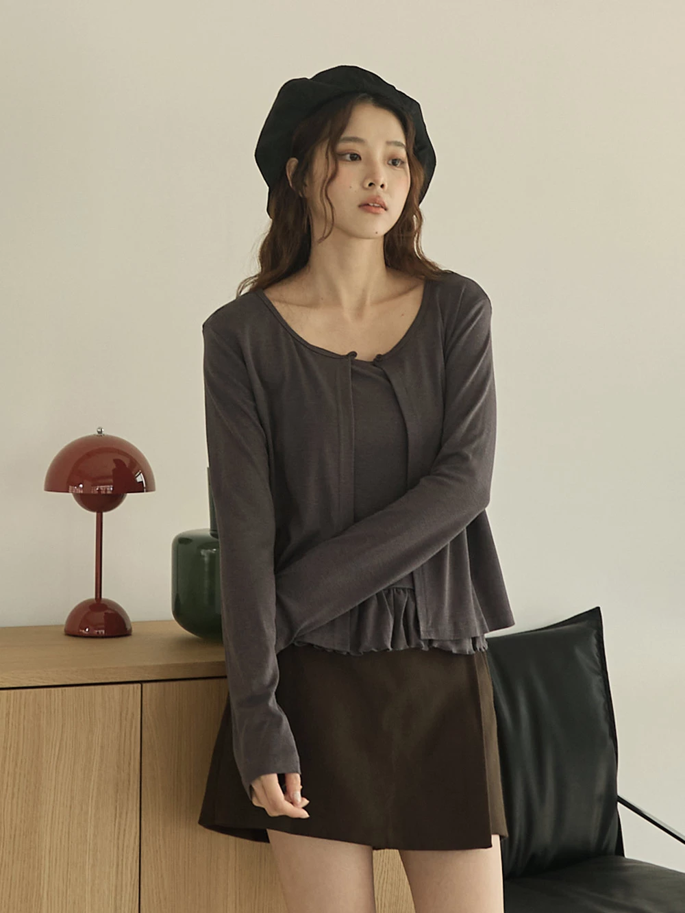 兩件式-荷葉下襬細肩背心+單釦罩衫